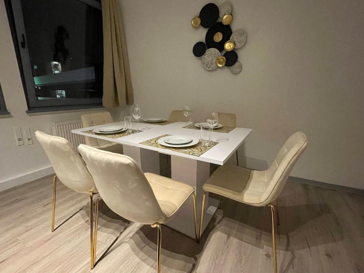 Urbansuites - Modern & Zentral In Der City - Dein Zuhause In Штутгарт Экстерьер фото