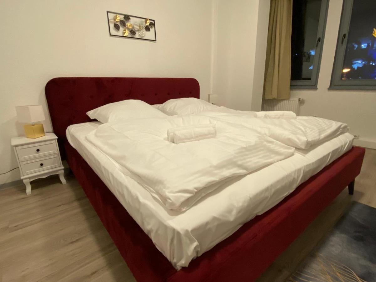 Urbansuites - Modern & Zentral In Der City - Dein Zuhause In Штутгарт Экстерьер фото