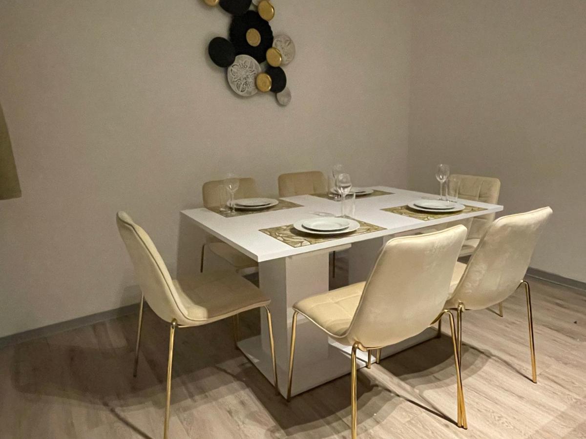 Urbansuites - Modern & Zentral In Der City - Dein Zuhause In Штутгарт Экстерьер фото