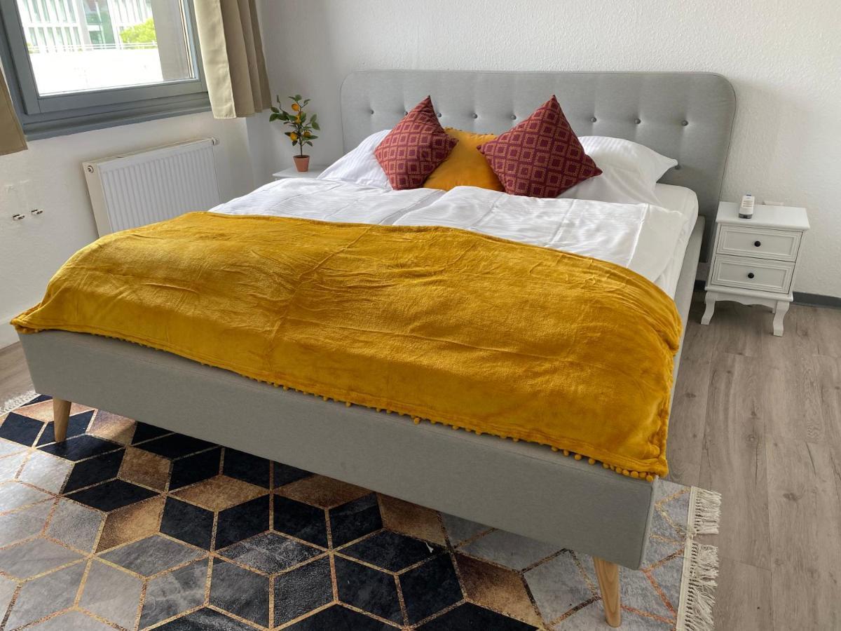 Urbansuites - Modern & Zentral In Der City - Dein Zuhause In Штутгарт Экстерьер фото