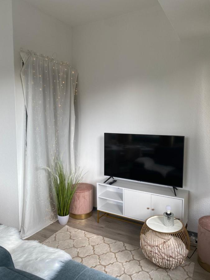 Urbansuites - Modern & Zentral In Der City - Dein Zuhause In Штутгарт Экстерьер фото
